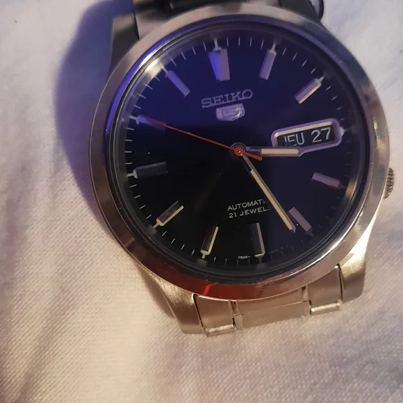 Seiko men's watch - Picture 3 of 6